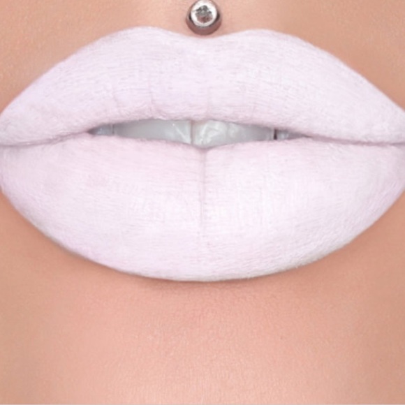 Jeffree Star Cosmetics Velvet Trap Lipstick 💄 - Picture 8 of 17